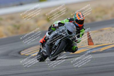 media/Jan-14-2023-SoCal Trackdays (Sat) [[497694156f]]/Turn 4 Set 1 (1020am)/